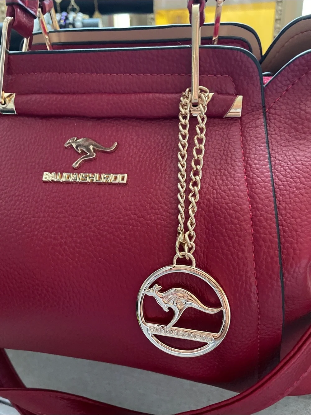 ✨♥️ Isabella | Elegant Black Leather Handbag with Gold Accents♥️✨NEW